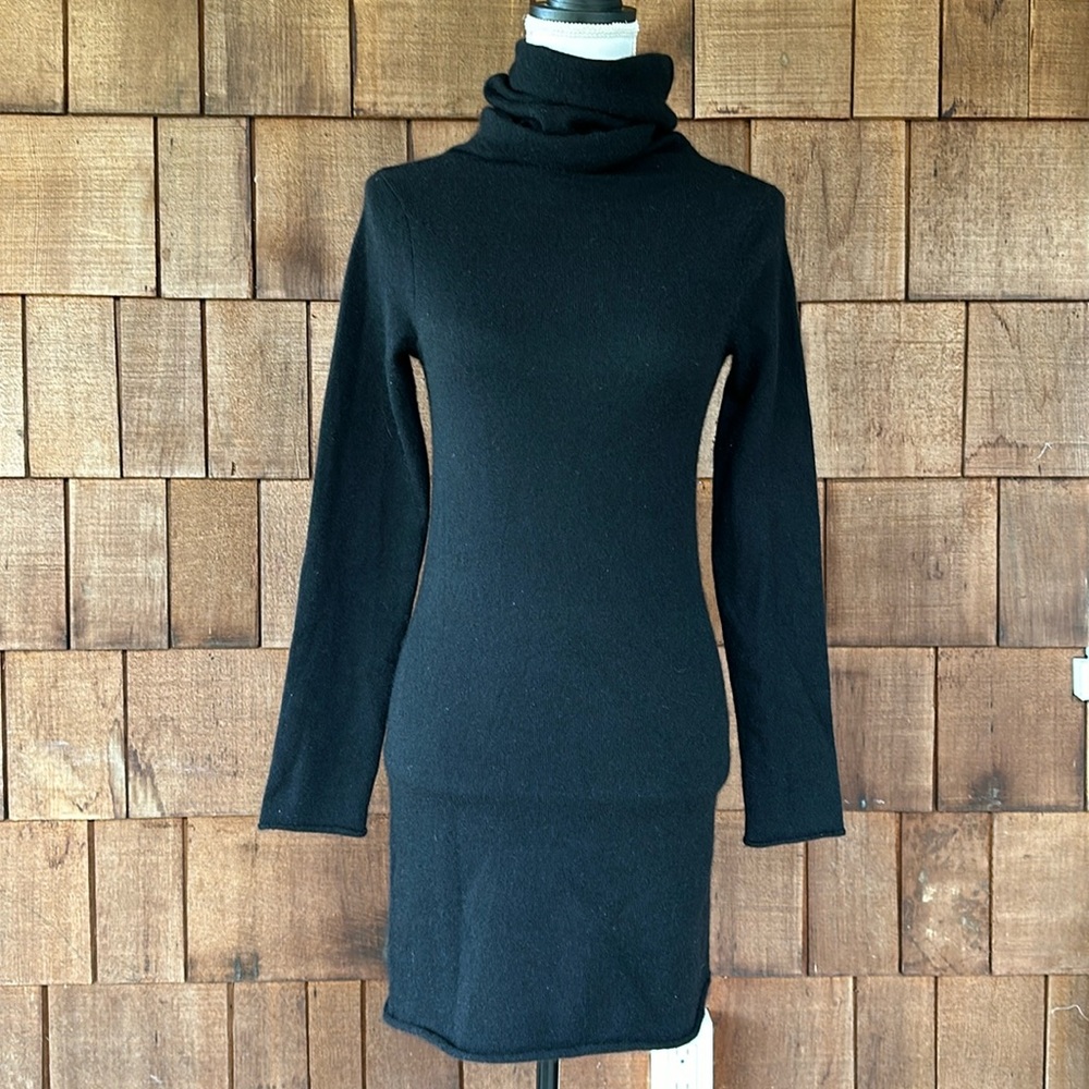 Aqua Black Long Sleeve Dress